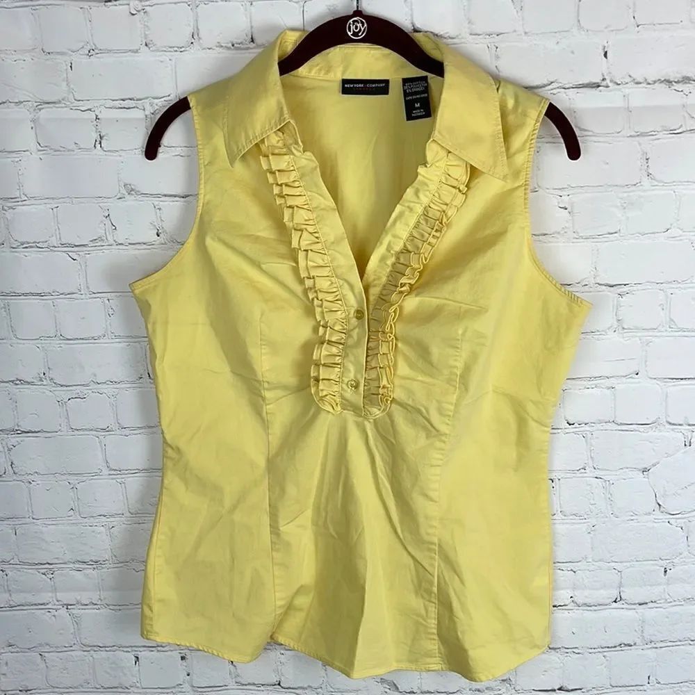 New York & Company Yellow Ruffle Tank Size Medium